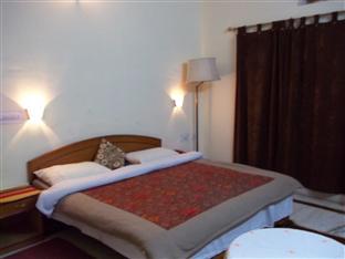 Hotel Amrit Resort Alwar Zewnętrze zdjęcie
